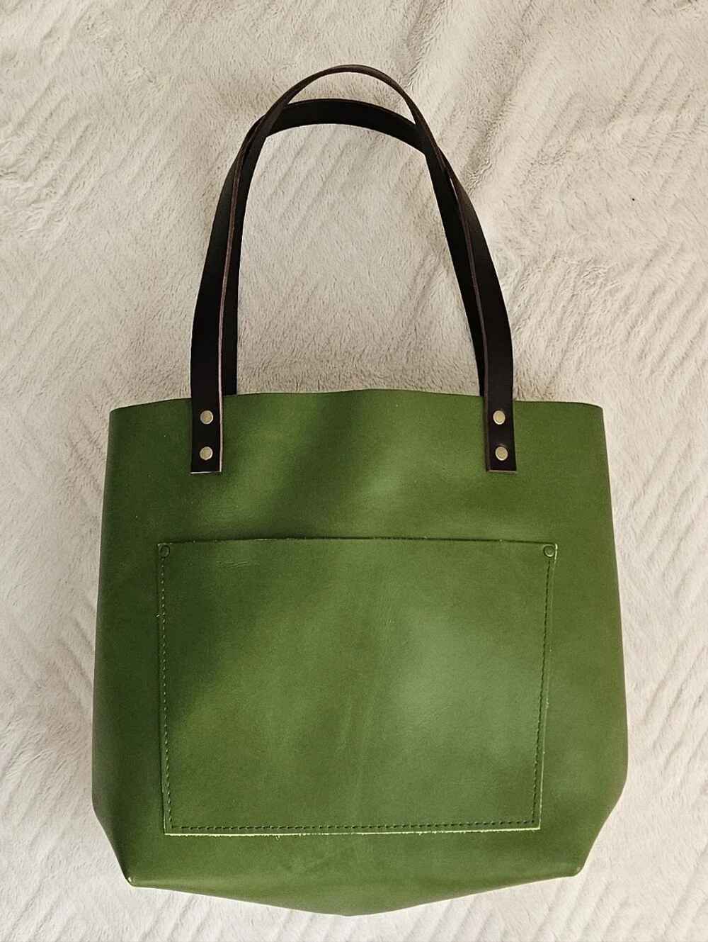 Unicorn/ Rare Portland Leather Goods Classic Leather Tote Bag In Green Apple